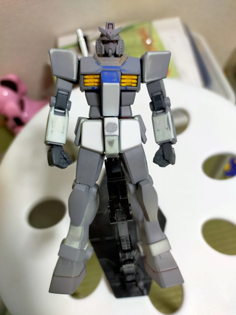 　EGはことごとく股関節のボールジョイントを折ってしまって、今回は真鍮線(1mm)で補強したのですがネジ切れてしまいました…なので関節は瞬間接着剤でガッチリ固定して素立ちのみ!　最後まで見て頂いてありがとうございましたm(_ _)m