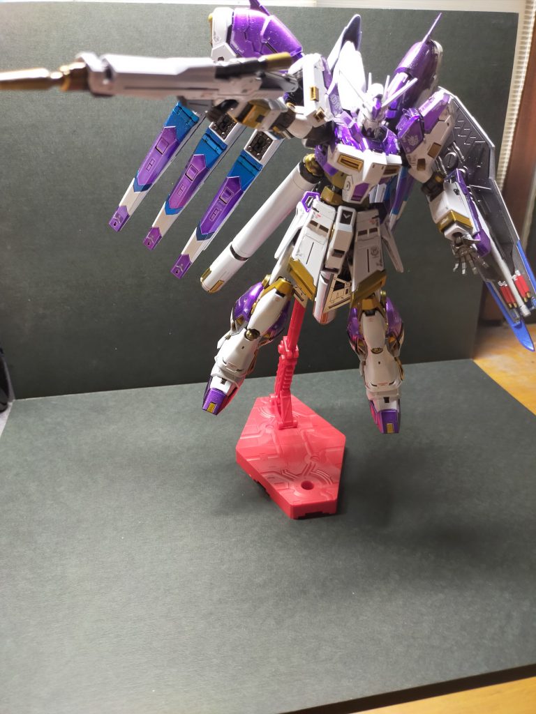 ビームライフルを装備しました