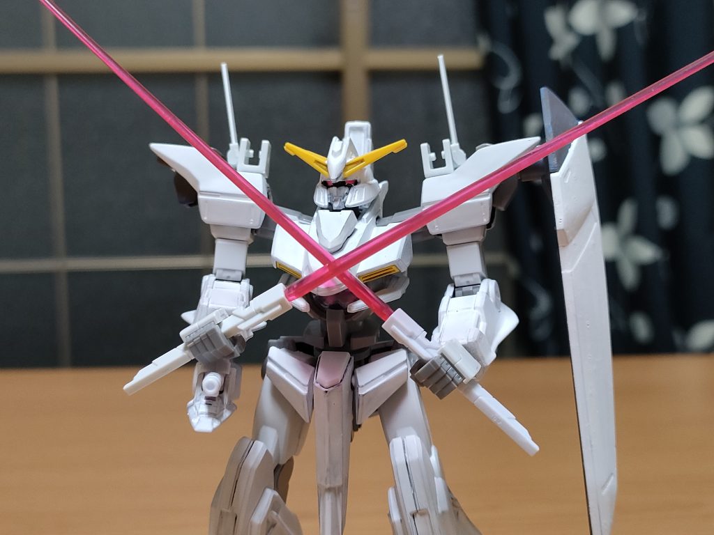 GNビームサーベル。肩部に2機乗せてる基本兵装。介入した3機にも付属してる。