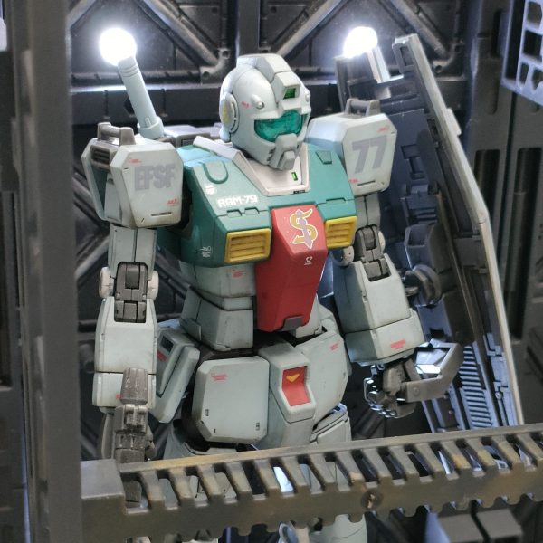 HG  スレッガー専用ジム