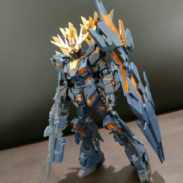 ユニコーンガンダム2号機　バンシィ・ノルン