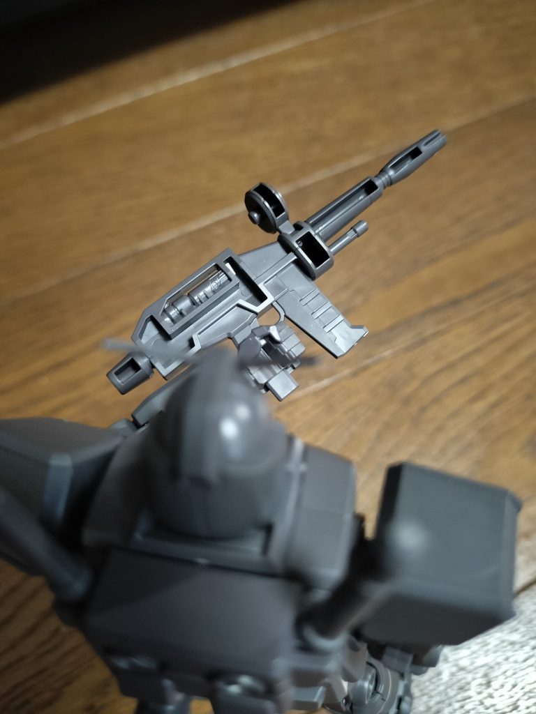 ビームライフルの裏……散々言ってますけど、エコプラ一回作ったら5分もかからないうちに(説明書なしでも)作れます。結構好き