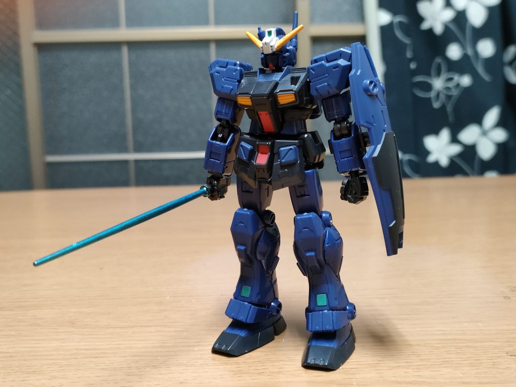 ビームサーベル。やや暗色なビーム刃は奇襲用に電力を調整している。