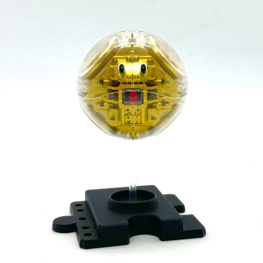 外装がクリアだったのでこうなりました。サイコガンもビームライフルも効きません。でもたぶん、ザクマシンガンとかには弱いです。