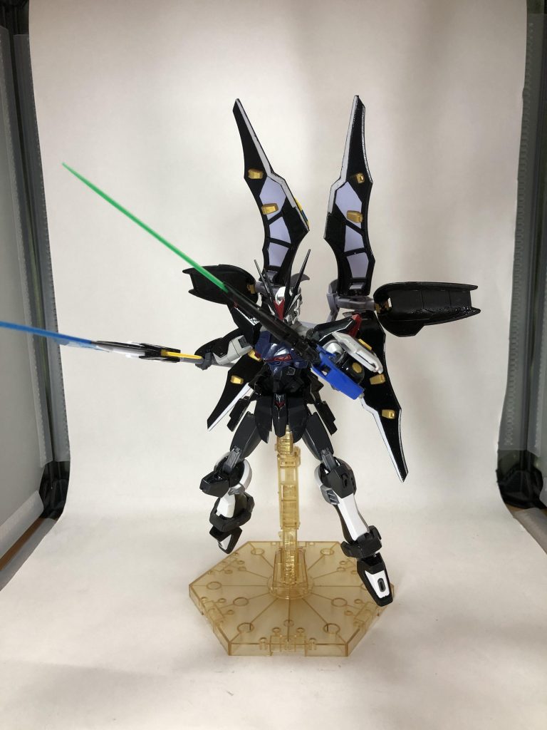 ステュクスⅢとの二刀流?でなんで防御力と長いリーチ武器にしたかと聞かれれば、名前が答えです。普通に歩いてても転けるくらいのポンコツなんで戦闘においては長いリーチで少しでもポンコツを隠してほしいという願望が混ざってます。ここまでご覧いただきありがとうございました。もう1つ出来ているので近いうちに投稿します。