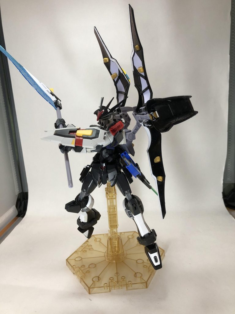 ロッドランス(サイズモード)にして斬り掛かる1枚アクティブクロークにはやっぱり鎌が似合うと思います♡