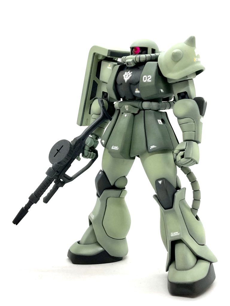 方向性としては“もっさり”。子供の頃、テレビで見たザクはこんな感じ。