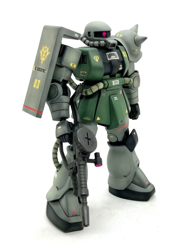 HGUCといってもかなり昔のキットがベースなので懐かしい感じの仕上がりになっています。