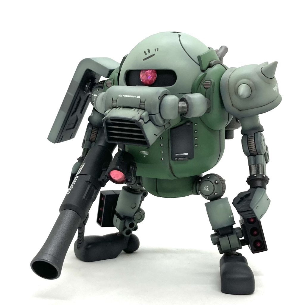 てか めっさカッコイイやん⁉️ おでこの「ジ」がなかったらもう ちゃんとザク😆