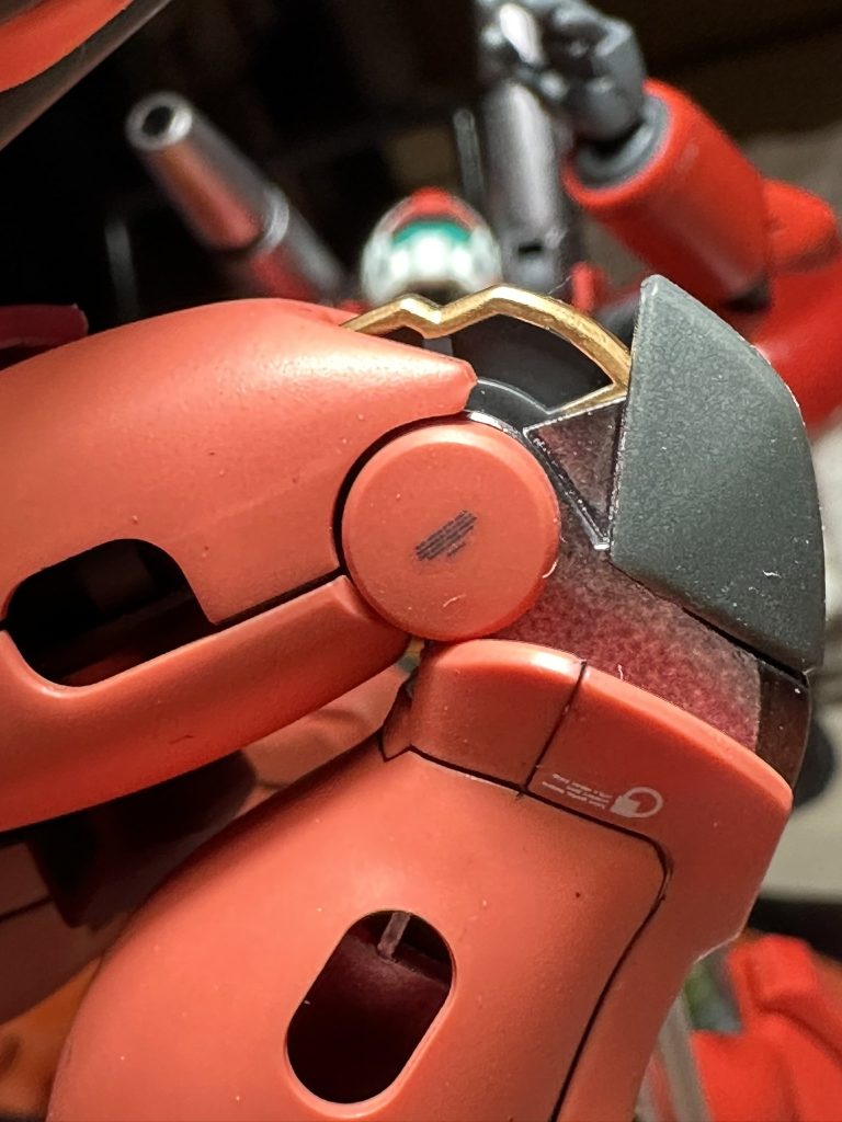 部分塗装の塗る忘れ動力パイプが一つ折れてしまった。