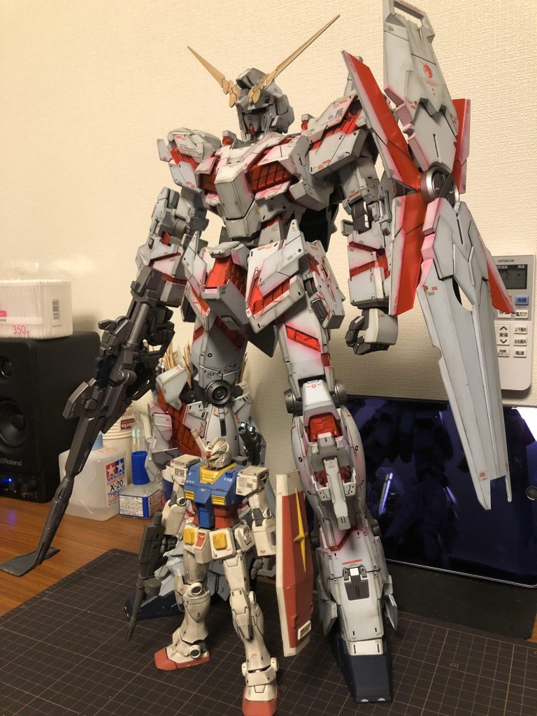MGガンダムとの比較全塗装&ウェザリングしてます