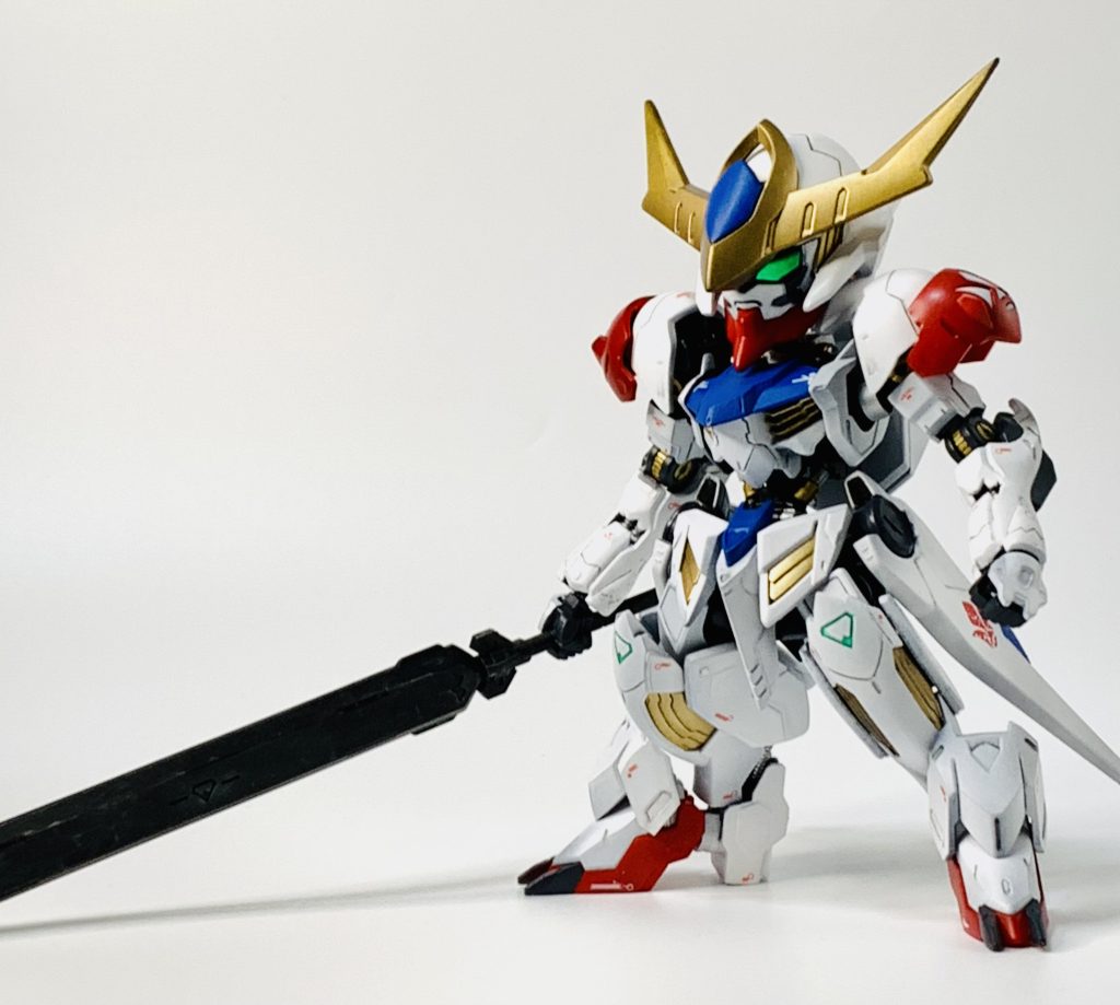 このスタイルですと膝は基本的に固定にすることが多いです。個人的には稼働よりプロポーションをとります