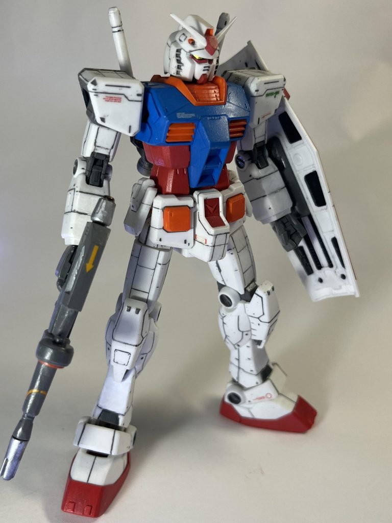 HG    RX-78-2 GUNDAM–3枚目/制作者：mame.chibi