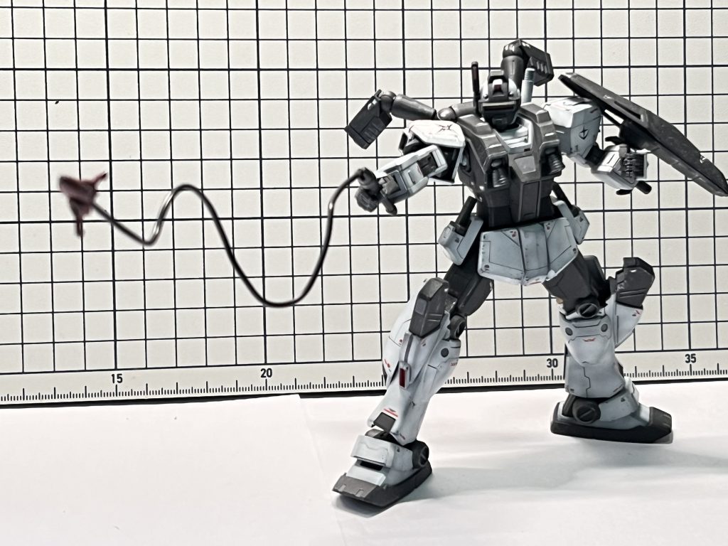 ウミヘビ。当たったら強よろけ。