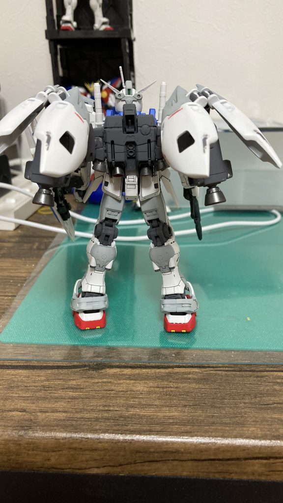 2作品目にてRGに挑戦！HGウイングゼロのバインダーを少し改造してバーニア作成！–2枚目/制作者：みなみかぜ