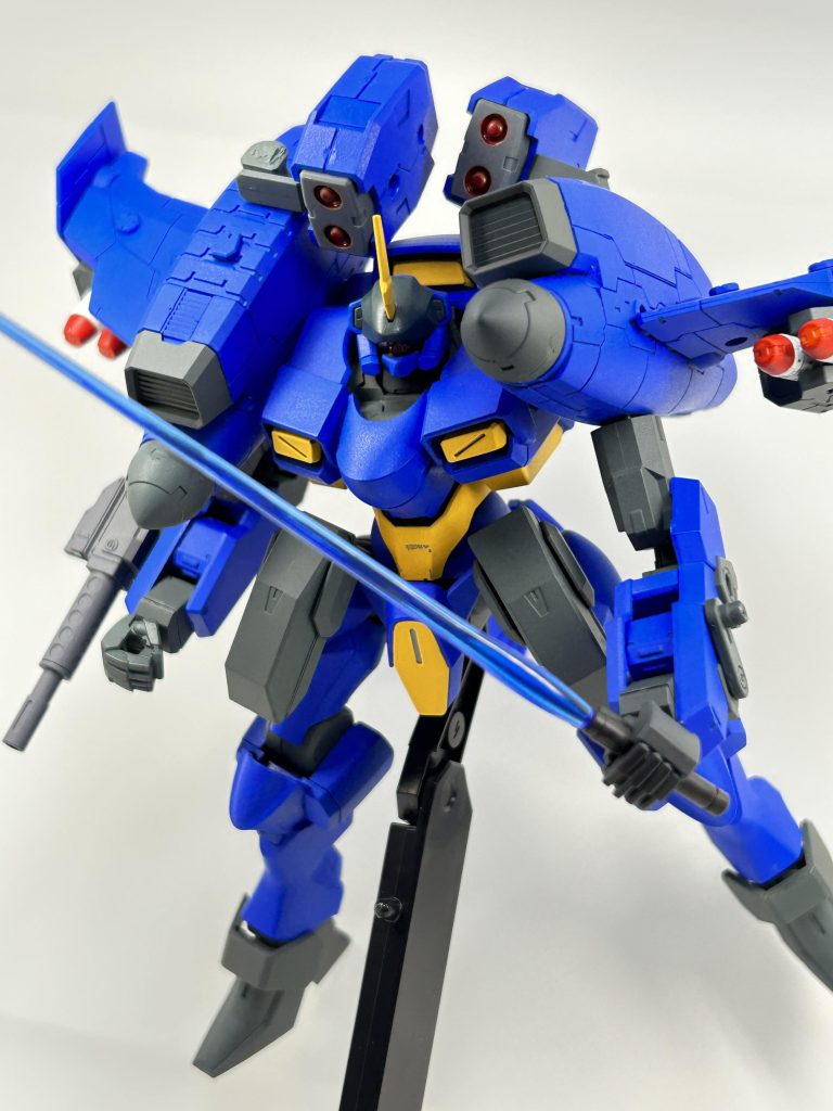 新型腕部で柔軟に抜刀できる