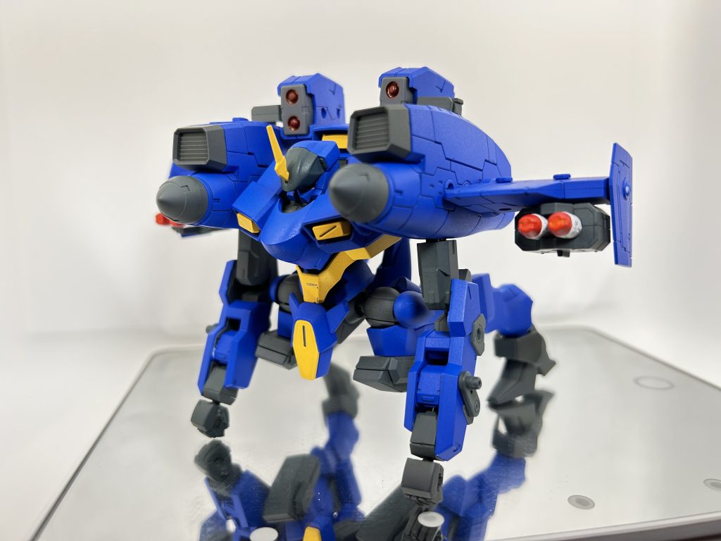 駐機形態ここら辺は、境界戦機のブレイディハウンドから参考に