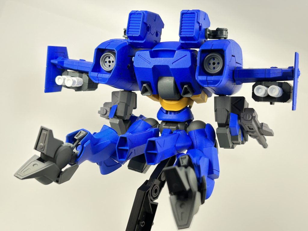 チェーンガンはガンダムグレー