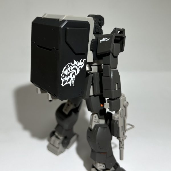 陸戦型ガンダム［黒い死神］