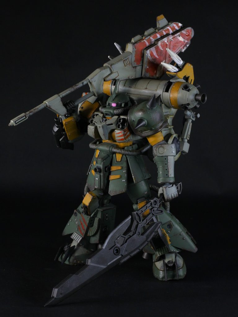 マーズフォーガンダムから拝借したブレードも装備