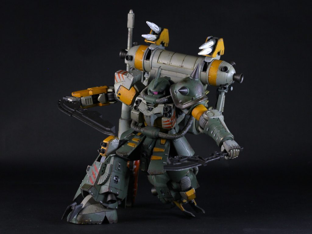 分離してブレードとアックスの両手持ちヒートホーク替わりということで