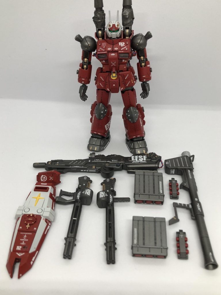 装備を床に並べるやつです。これをやりたかった。