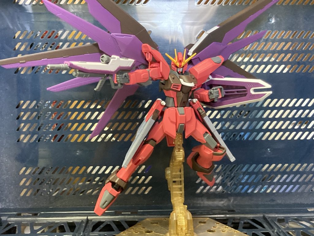 ジャスティスガンダムカラーフリーダムガンダム–3枚目/制作者：タカヒロ