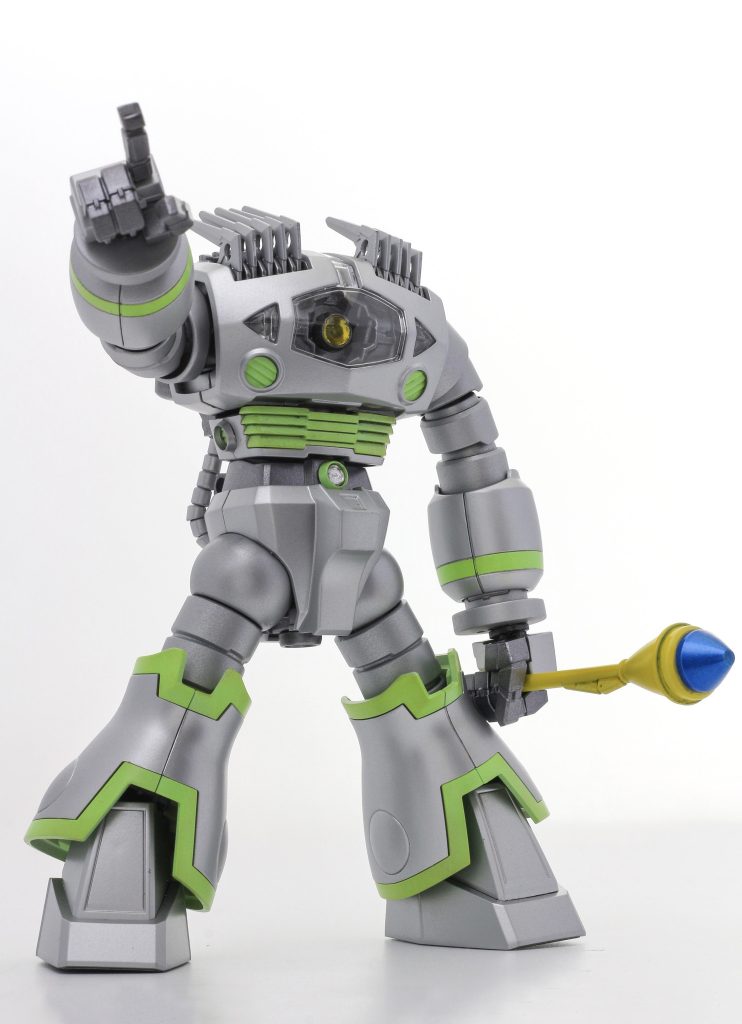 缶スプレーとガンマカスプレーで塗装タミヤ缶のシルバーリーフとここで出会い今でも愛用してます