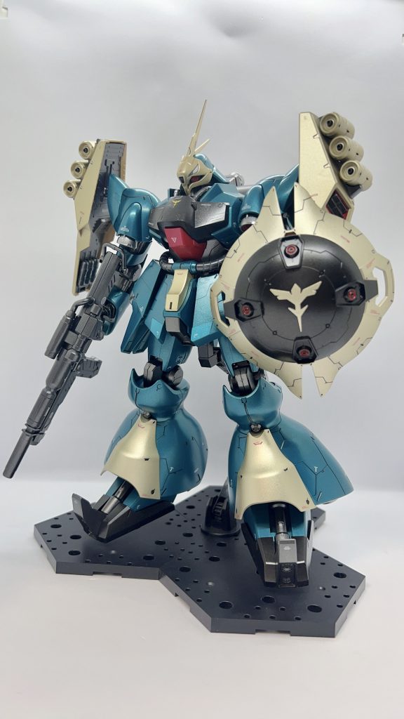 噂通り、関節が緩いです。大きくてカッコいいのに残念です。