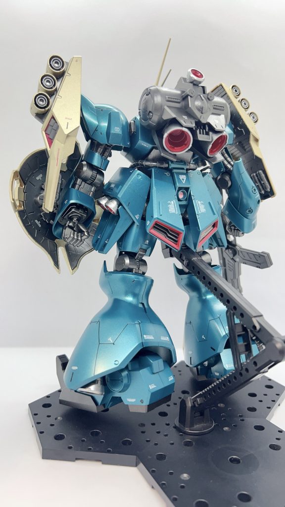 特に左足がプラプラです。