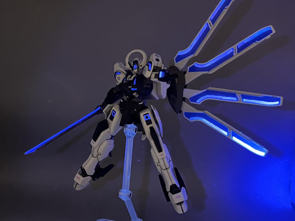 今回は蛍光クリアーで筆塗りをしてスコア6的な感じにもできるようにしました。