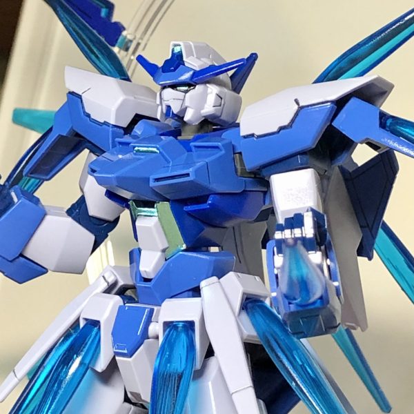 HG ガンダムAGE-FXバースト　素組み光沢フィニッシュ