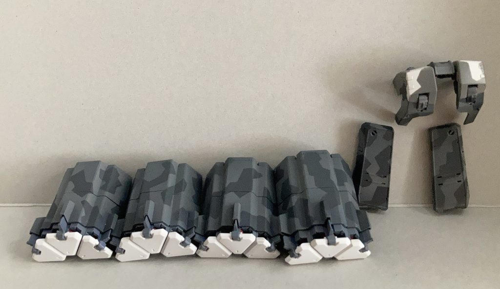 追加武装は迷彩塗装にしました。