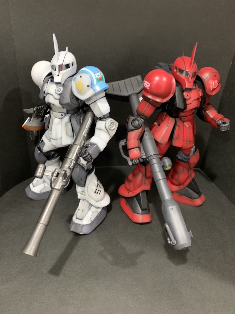 過去作 ジョニー専用機と。元は同じランバラル専用ザクⅠです。