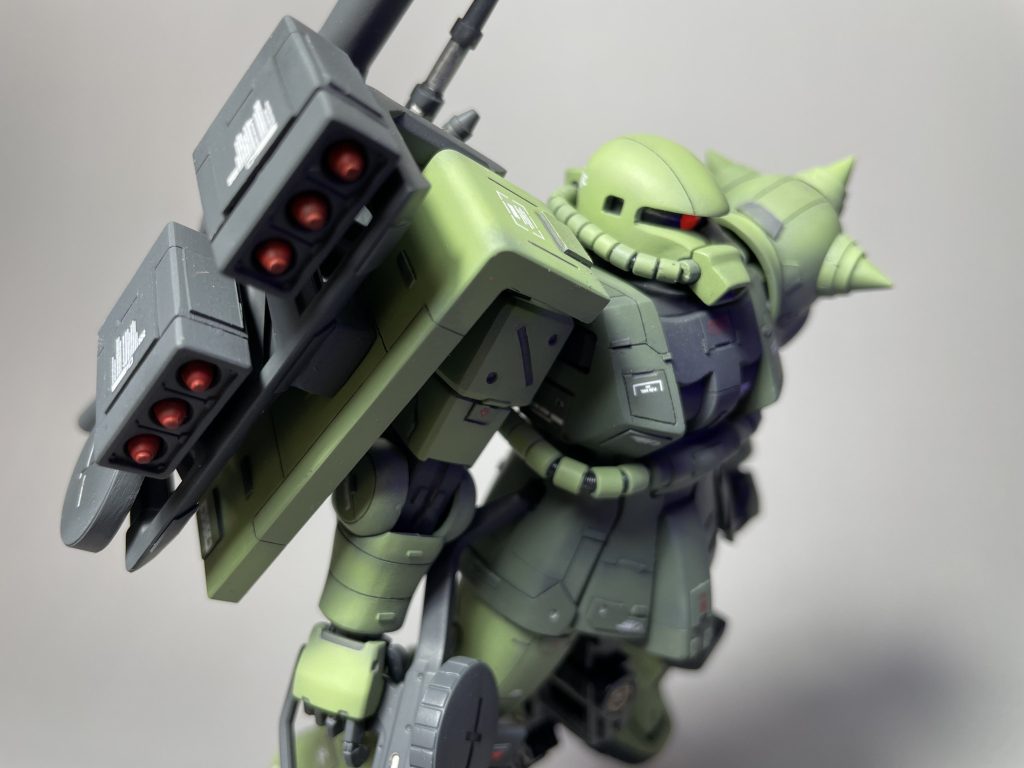 閲覧ありがとうございました。コメント貰えたらうれしいです。ジオン系でザクは満足したしゲルググとかドムとかゼーゴックとか作りたい。次はEGブリッツやろうか悩み中PS.このキットを譲ってくださった課長様ありがとうございます！