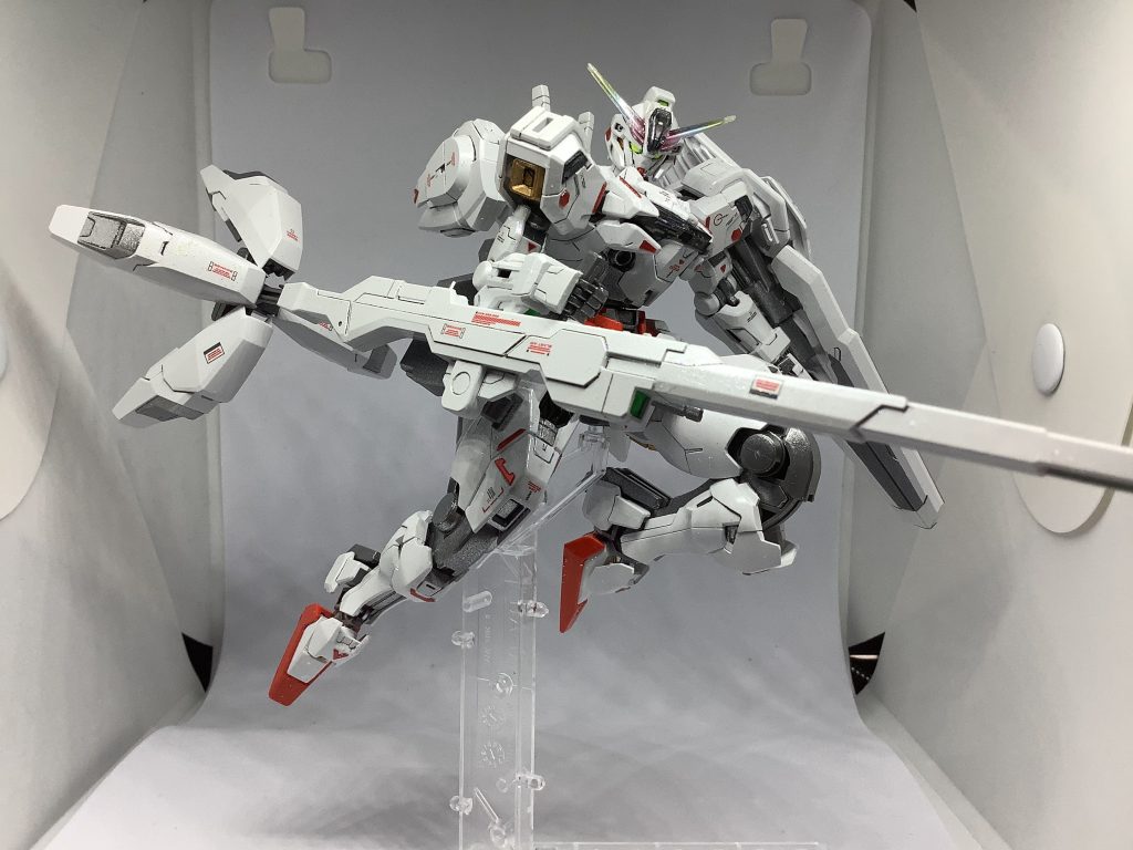 やっぱり赤デカールが映えます。