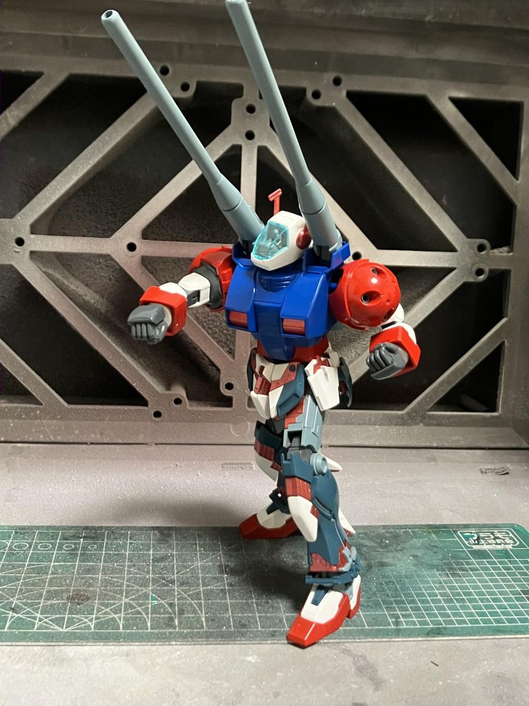 正義の鉄鎚「俺にはこの拳とキャノンがあればじゅうぶんさ」