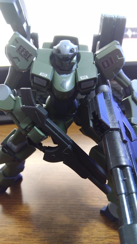 デカールも張って遊ぶ。