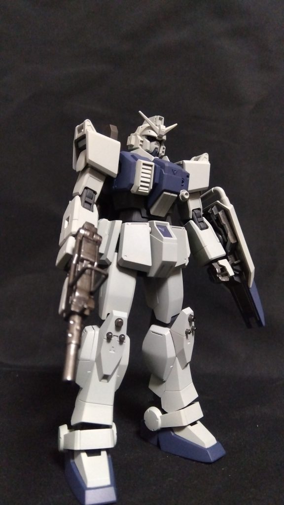 迷彩前の下地段階…将官「もっとやれ」整備班「はい」