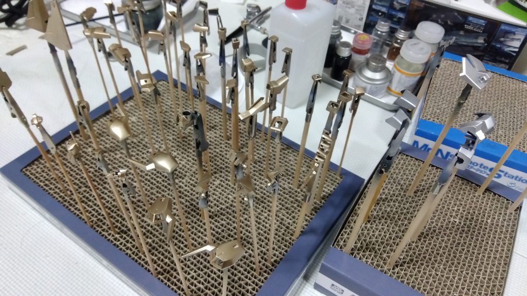 ゴールドの発色が良かったんでこのまま組もうかと悩んだww