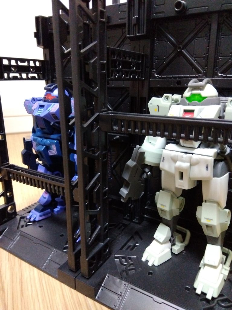 デミトレーナー(二体目)–4枚目/制作者：@toyo06r