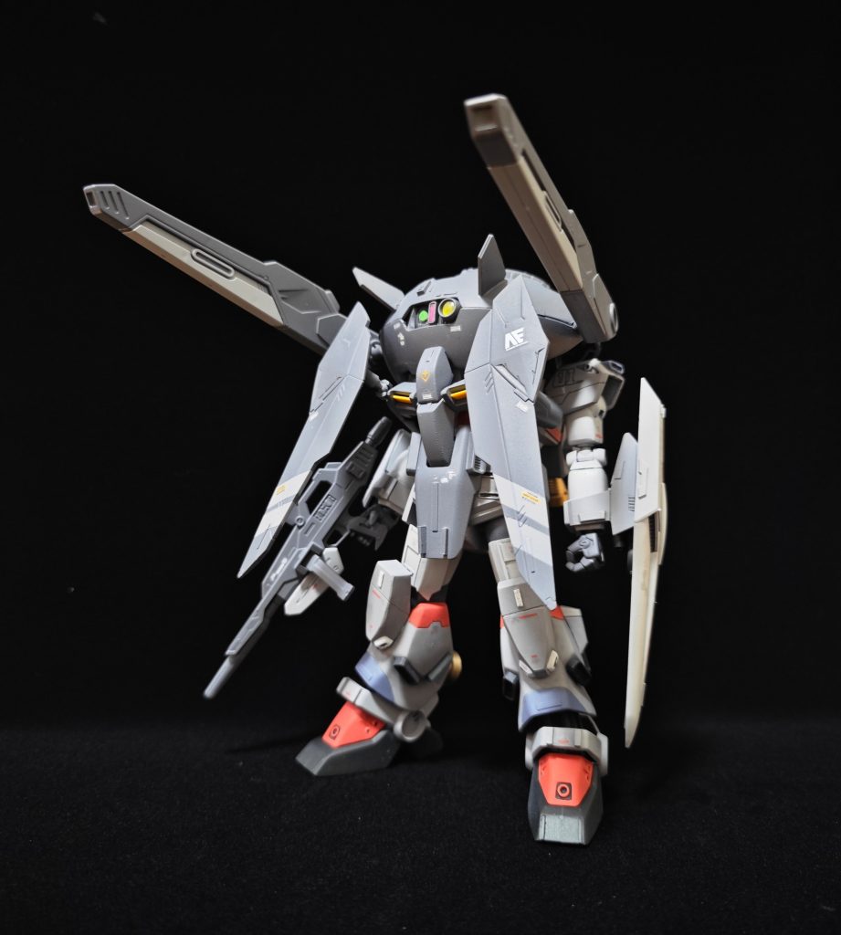 キャバリアー装備。拠点防衛用の装備である。パージして格闘型の1型に移行できる。