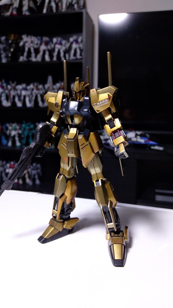 毎回ですが撮影に苦労します。光沢が反射してキレイに撮影できませんでした。別の場所にて撮影した時の画像です。最後まで御覧頂きありがとうございました。