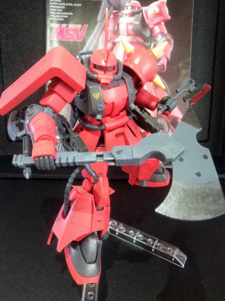 ハイ。御披露目完了😤 こんな感じで「7本の斧」を装備です😁 う~む🤔 ドヤッてみたけど、此ってつまり「ガンダム エクシア セブンス ソード」のまんまパクリってことですよね😱又もやダメじゃん ❌😭💦