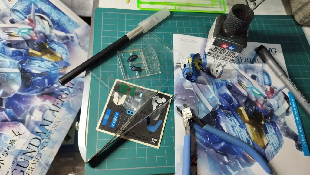 胸の印刷パーツは使わずに、クリアーパーツがラメ入だったので、そちらを使用