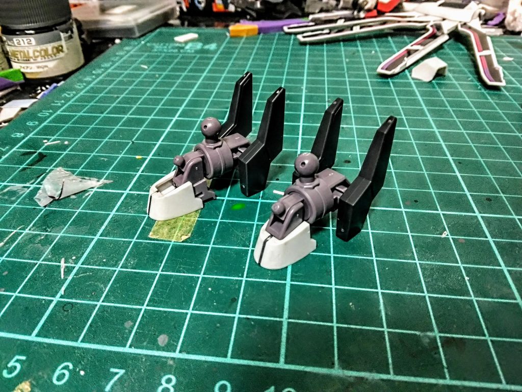 つま先を五ミリぐらい延長しており、隙間は後でプラ板で埋めてます!!!