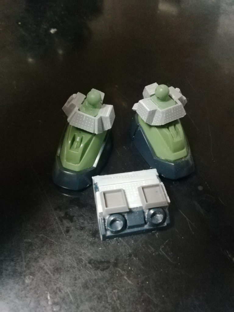 基本的な変更点はバックパックと脚部の追加です。それに際して、クロスシルエットのSDフレームやシルエットブースターのパーツを利用して、若干のスタイル変更を行っています。