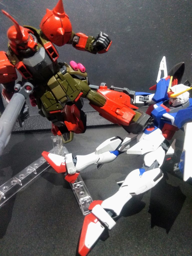 ｢Destiny Sibyl System｣ ・・・一言で言うなら　　｢ウイングGのゼロシステム｣みたいなモノとご想像下さい🧐　『今、君のようなコーディネーターは危険過ぎる。私は君をコ〇ス❗』『ザク ウォーリア』を強化改修したこの子は通常機体の３倍で動けます😱