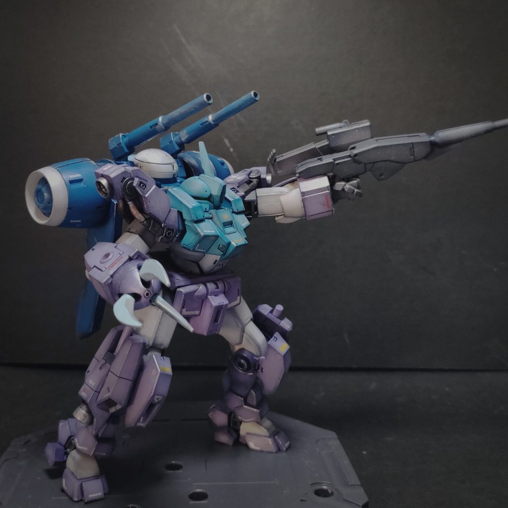 ズゴッククローは右手だけでなく左手側にも、両手共にも換装可能です