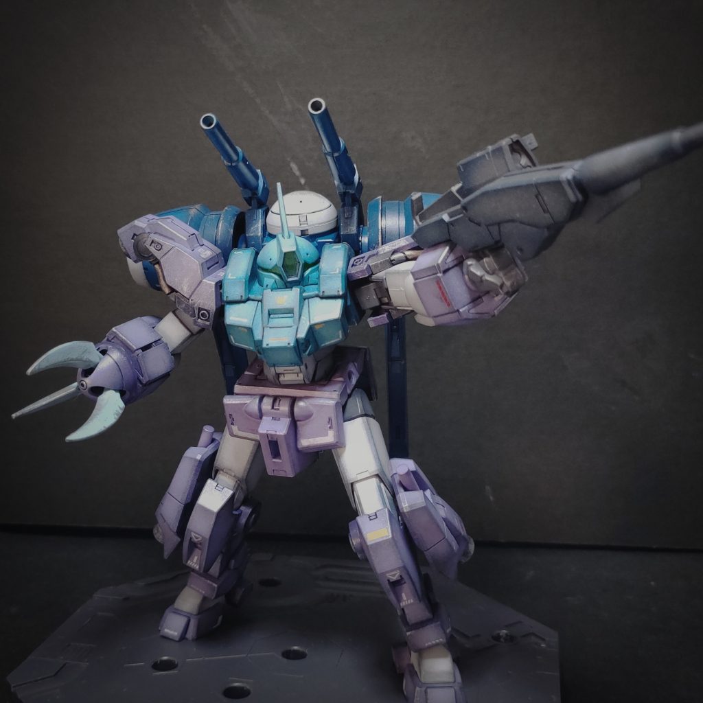 ズゴックの手はホントぴったりでびっくり。流石にそのままではハマならないので軸をカットしデミバの軸と接合(真鍮線で補強)。簡単な加工でできました。